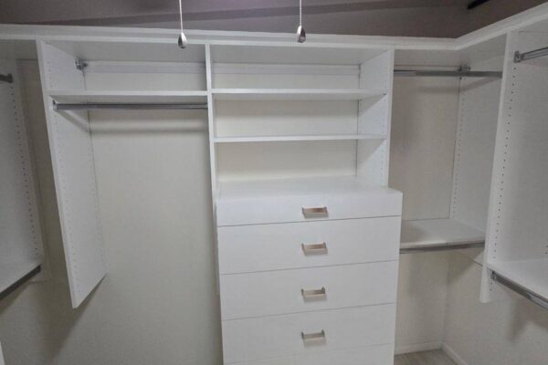 Walkin Closets